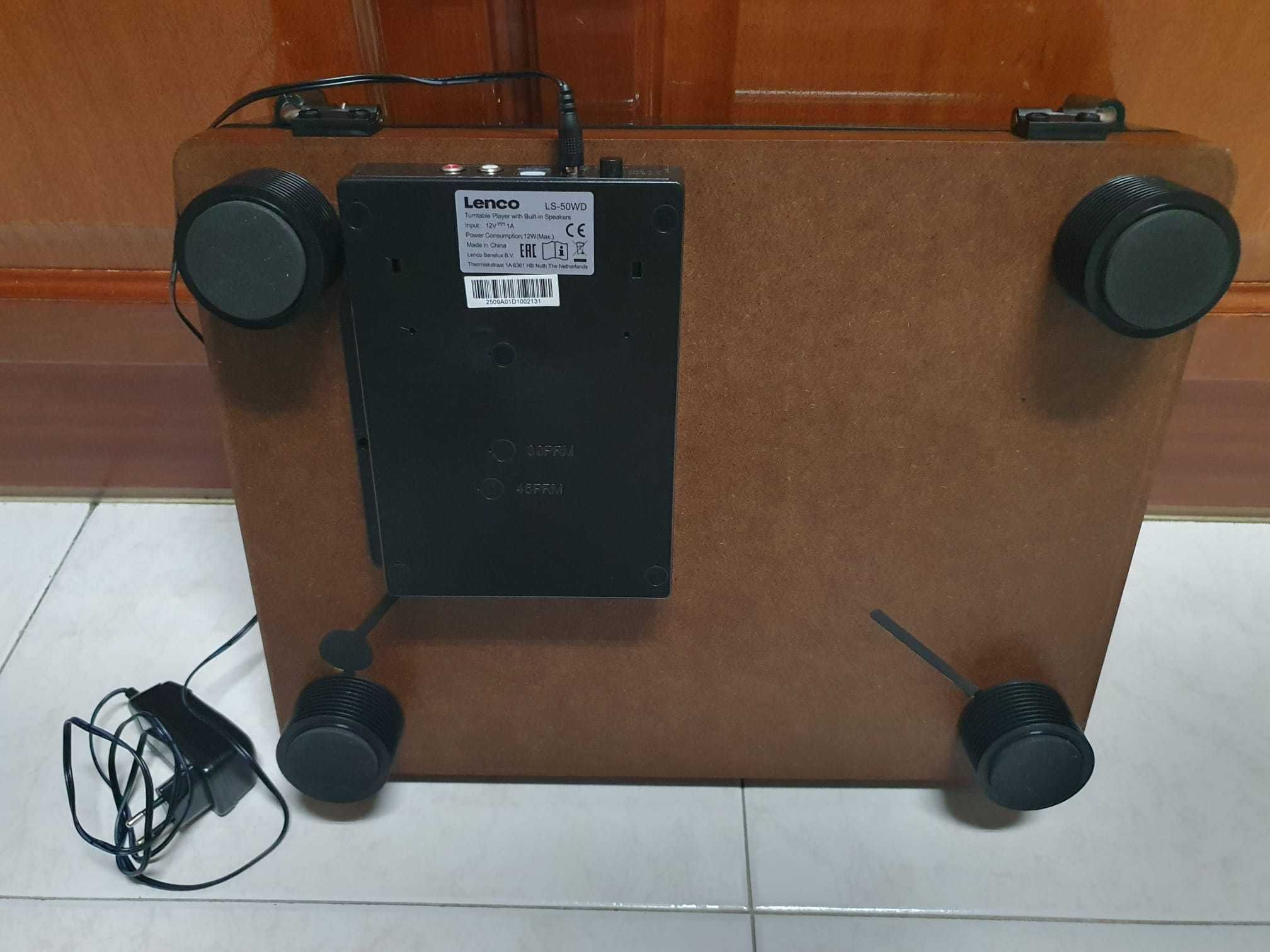 Gira-discos Lenco LS-50WD