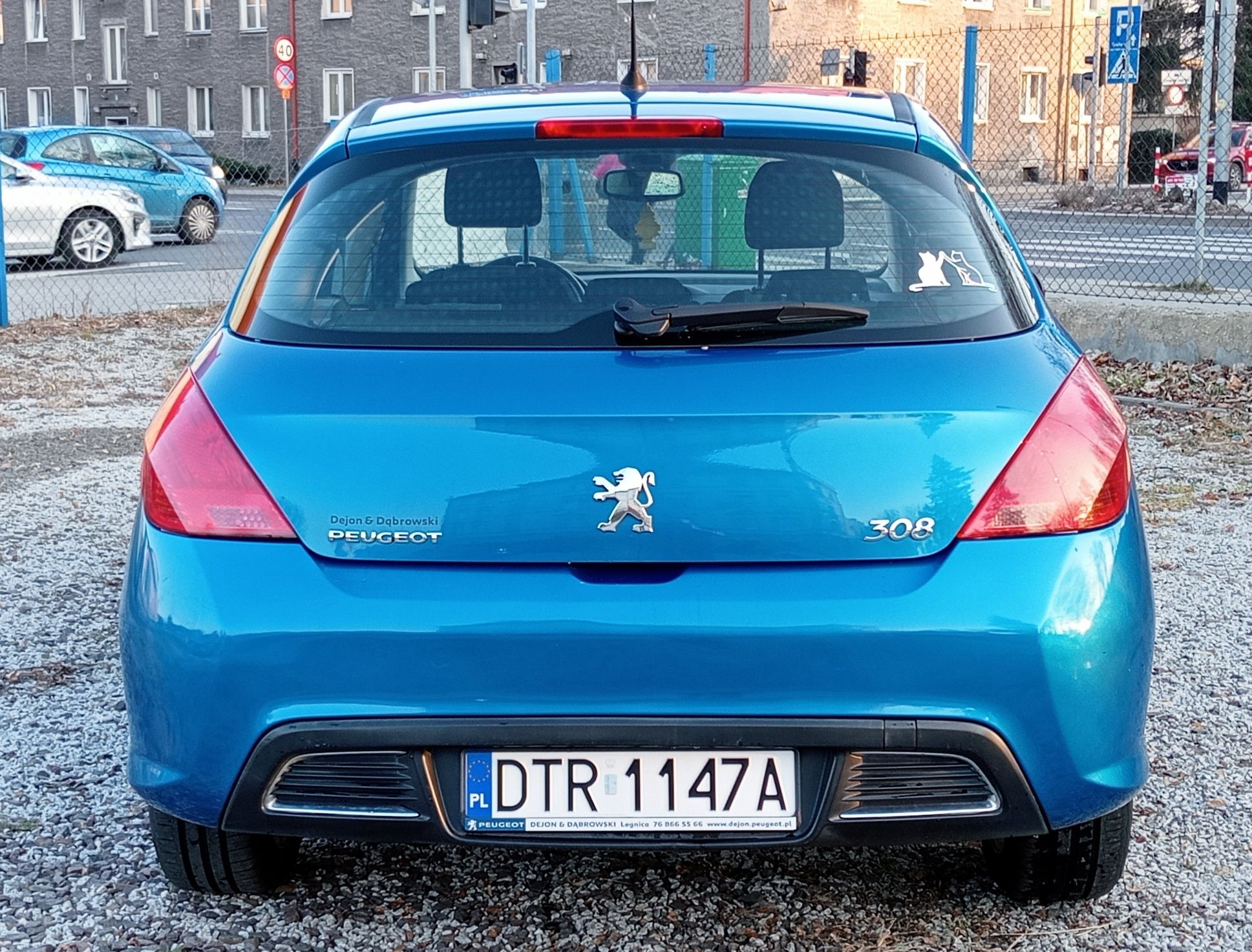 Śliczny/ Peugeot 308/ 1.6 benzyna/Długie opłaty/Panorama/Nowe opony/