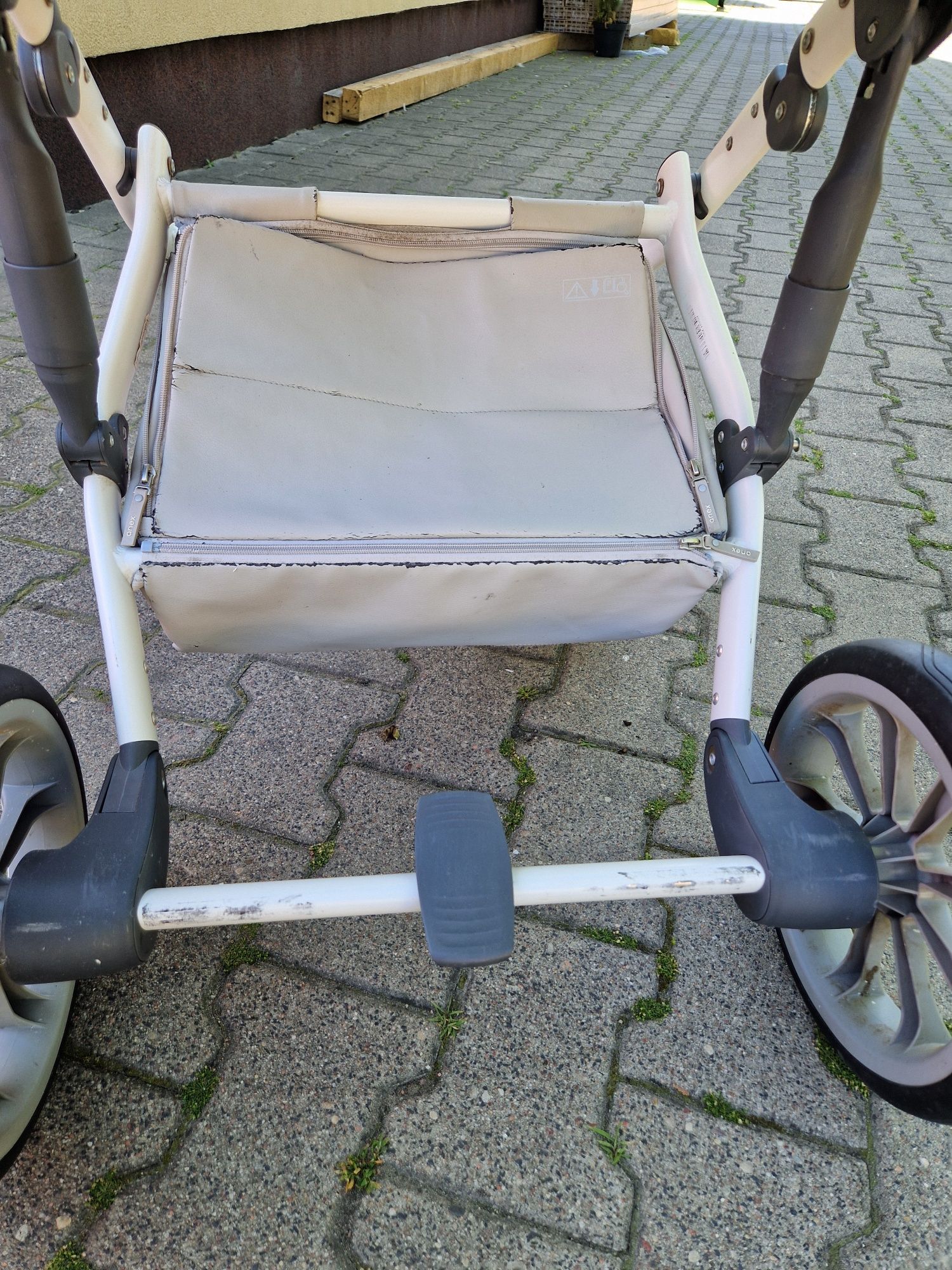 Wózek dziecięcy 2w1 Anex m/type gondola + spacerówka
