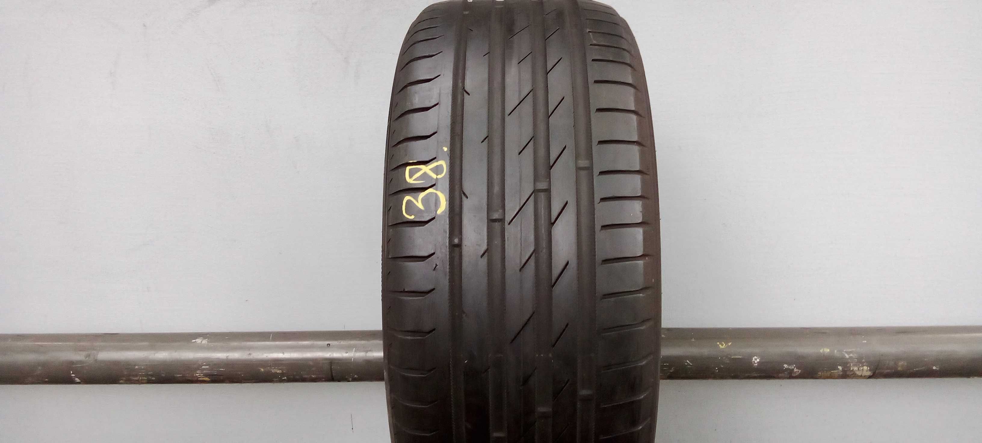 Pojedyncza Opona Letnia Nokian ZLine 245x45x18 100Y XL 4,6mm