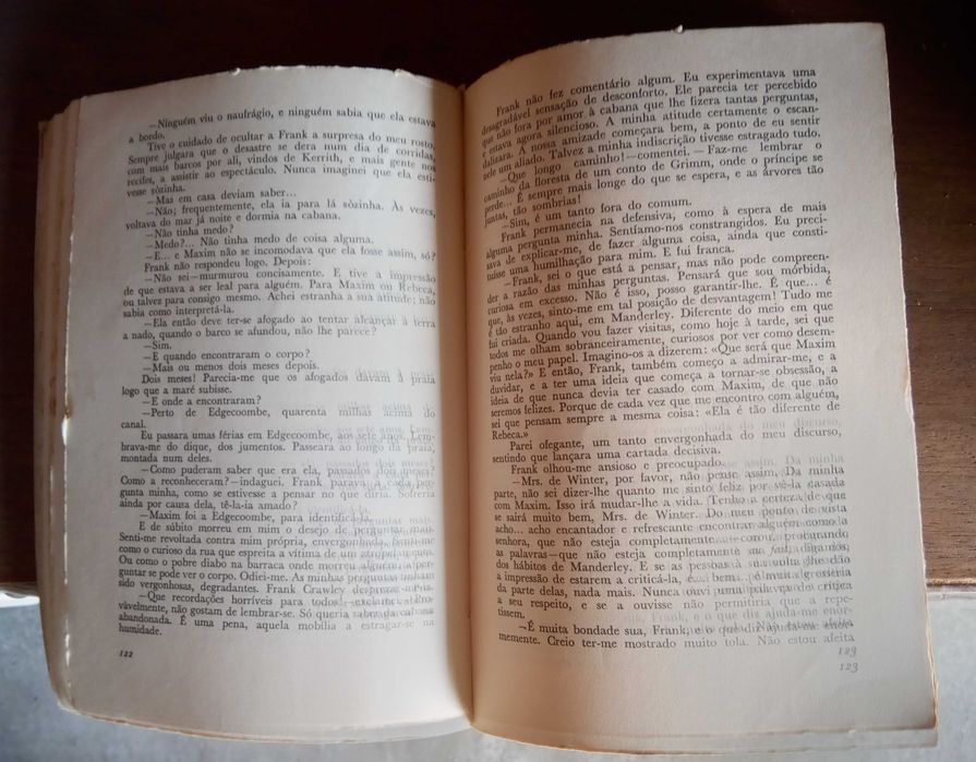 Daphne du Maurier - - - Rebeca - - - - - Livro