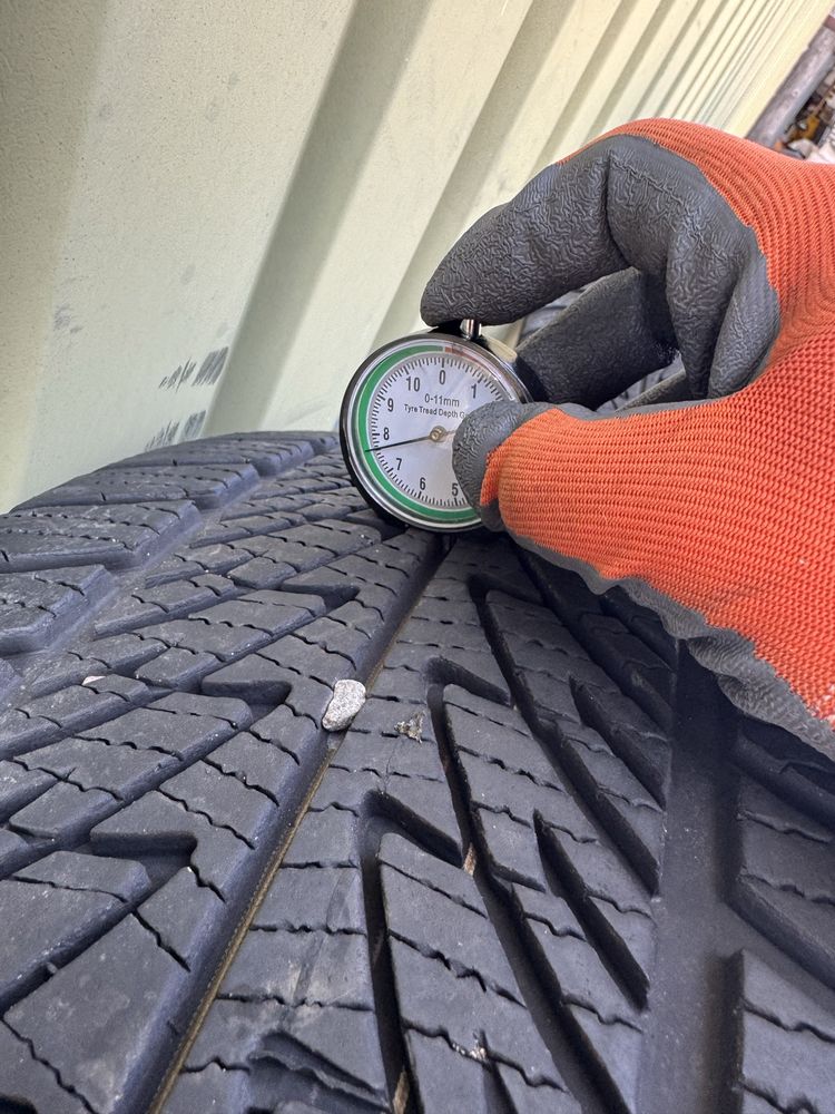 Диски Audi Q7 R20 оригінал з зимовими шинами Goodyear 8MM 2024