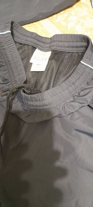 Костюм Adidas Aдидас для  спортивных занятий размер L