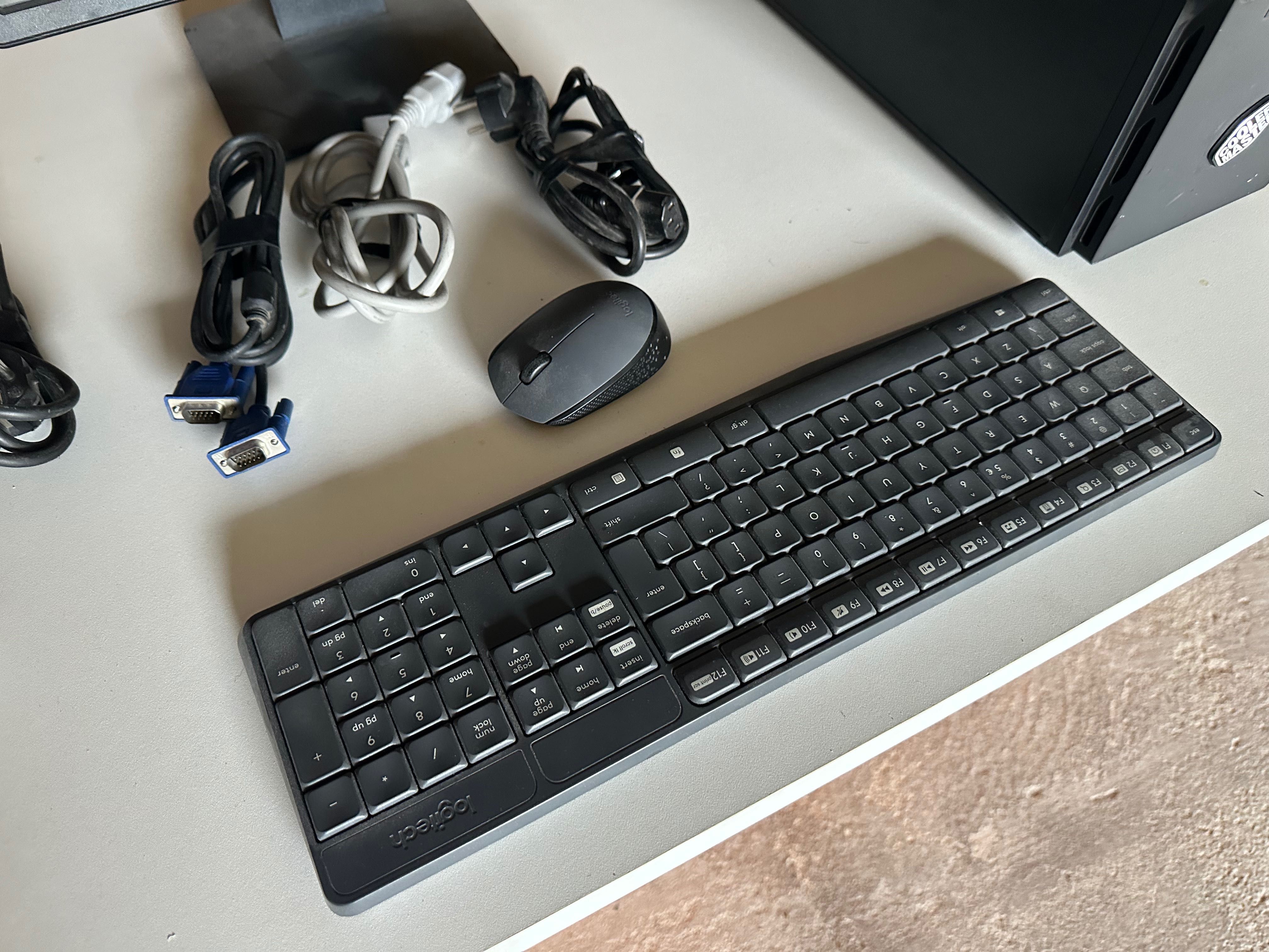 komputer do biura sklepu zestaw monitor klawiatura mysz ups
