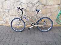 bicicleta precisa de novos pneus