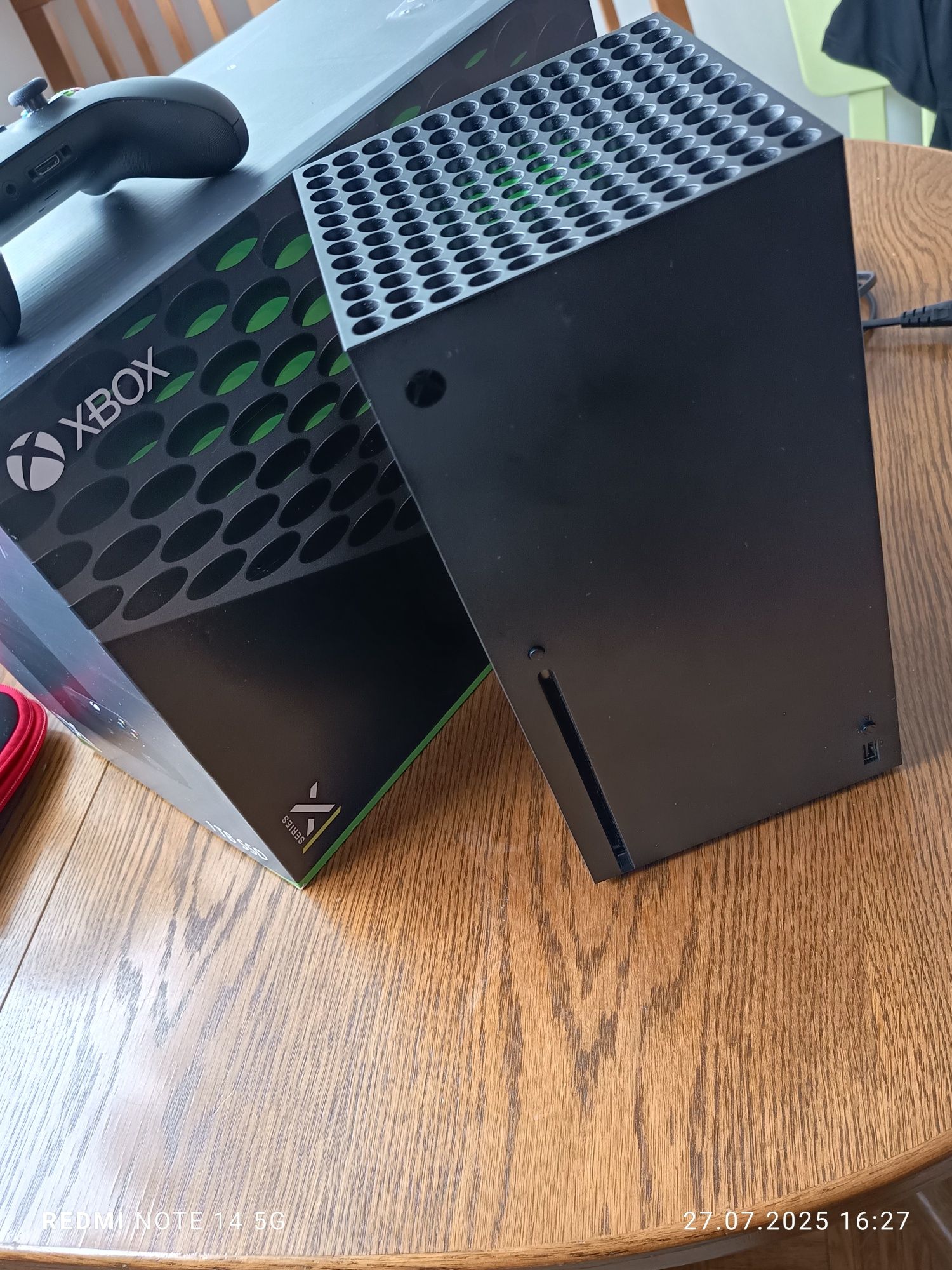 Xbox X series w pudełku konsola 1 pad i kable
