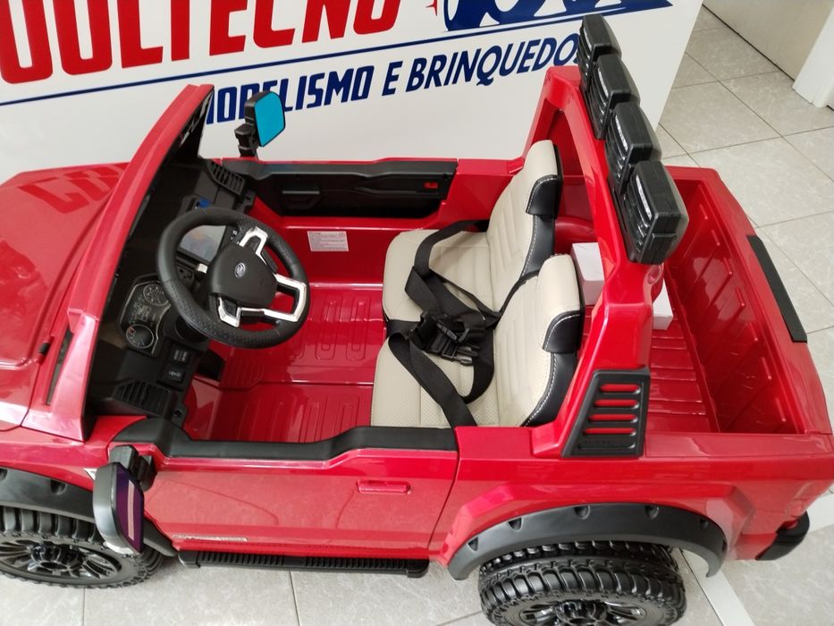 Jipe carro eléctrico criança 24v