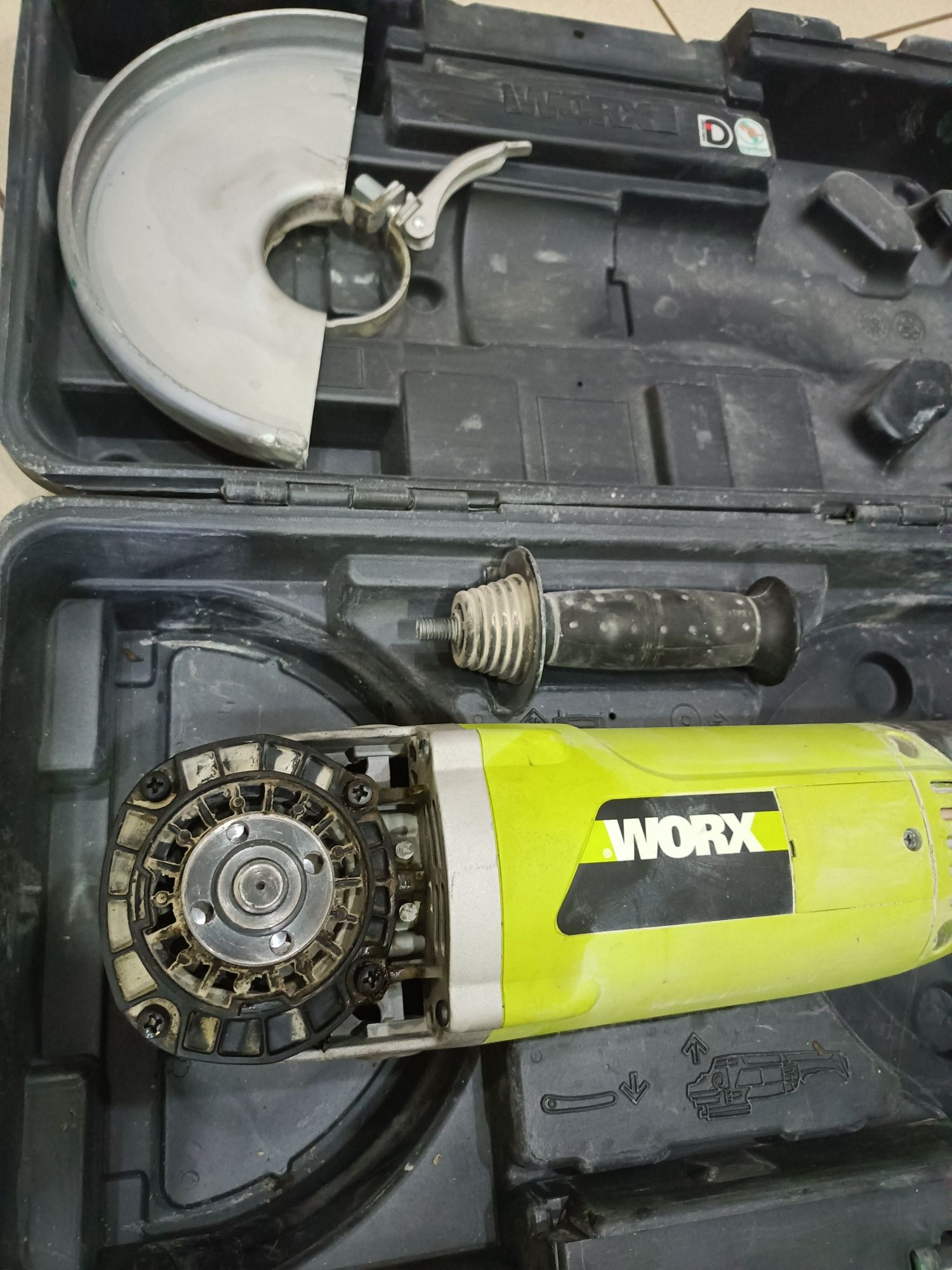 Ушм worx wu740.1