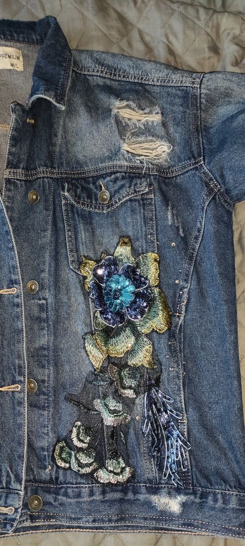 Bluza jeans katana kurtka granat haft dżety r.44 kwiaty dziury
