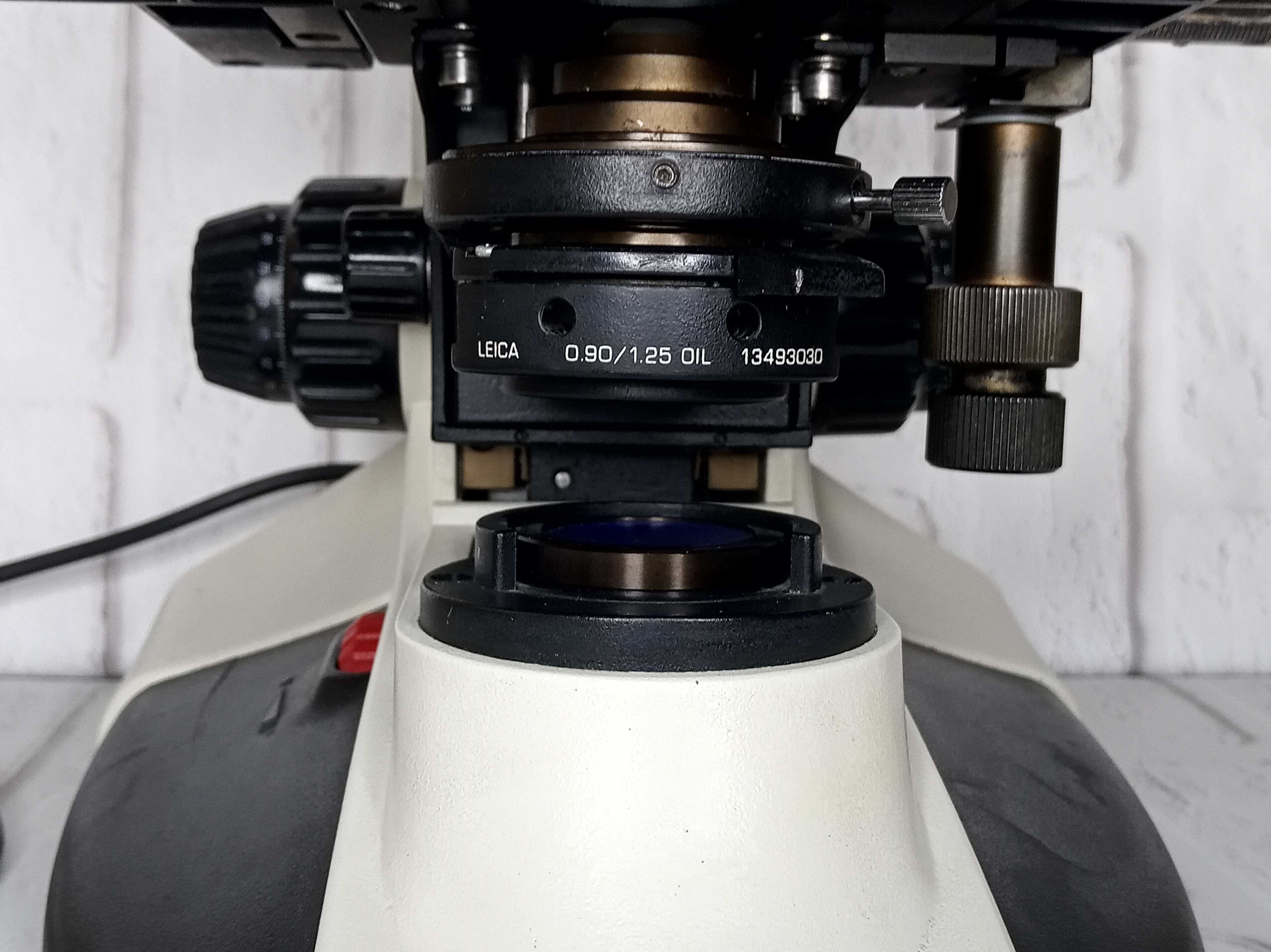 Професійний німецький біологічний мікроскоп LEICA CME