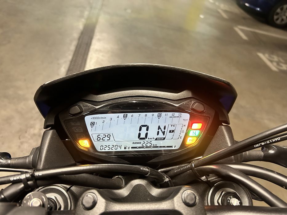 Suzuki GSX-S 1000 quickshifter