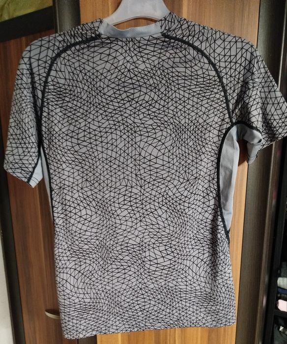 Koszulka męska Under Armour rozmiar S/M stan idealny