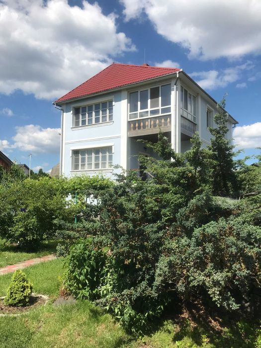 Дом посуточно с баней и выходом на воду, метро Славутич, Осокорки