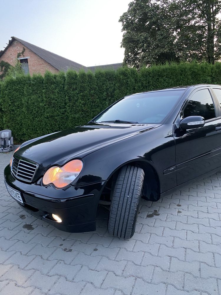 Продам мерседес w203