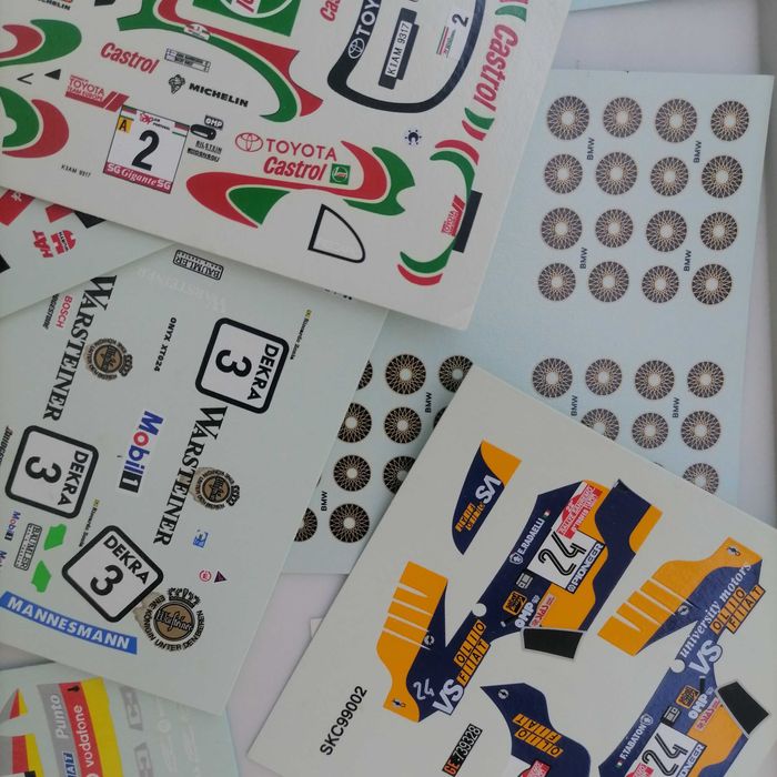 Decalques 1:43 lote com mais de 60 folhas