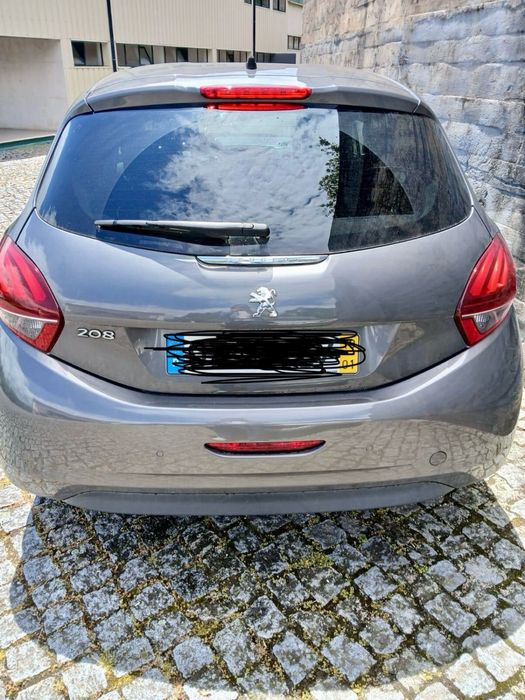 Vendo carro citadino Peugeot 208 , 1.2 gasolina,  5 lugares
