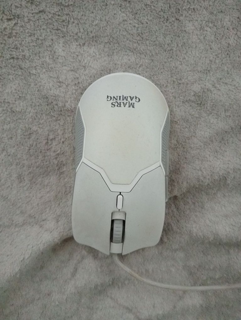 Teclado e rato gamer