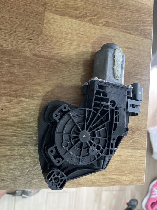 Motor elava vidro citroen c4/DS4