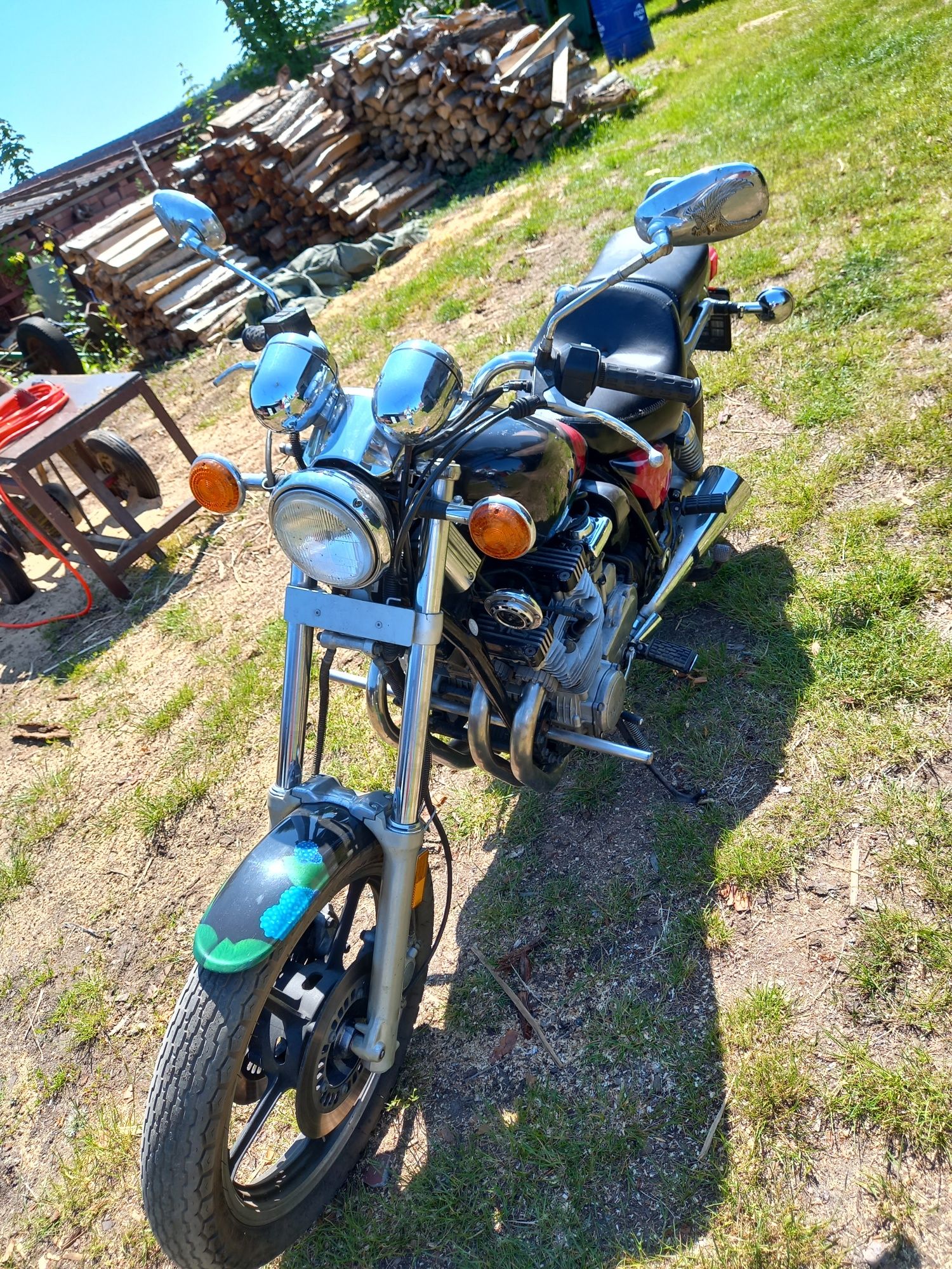 Yamaha Maxim 700