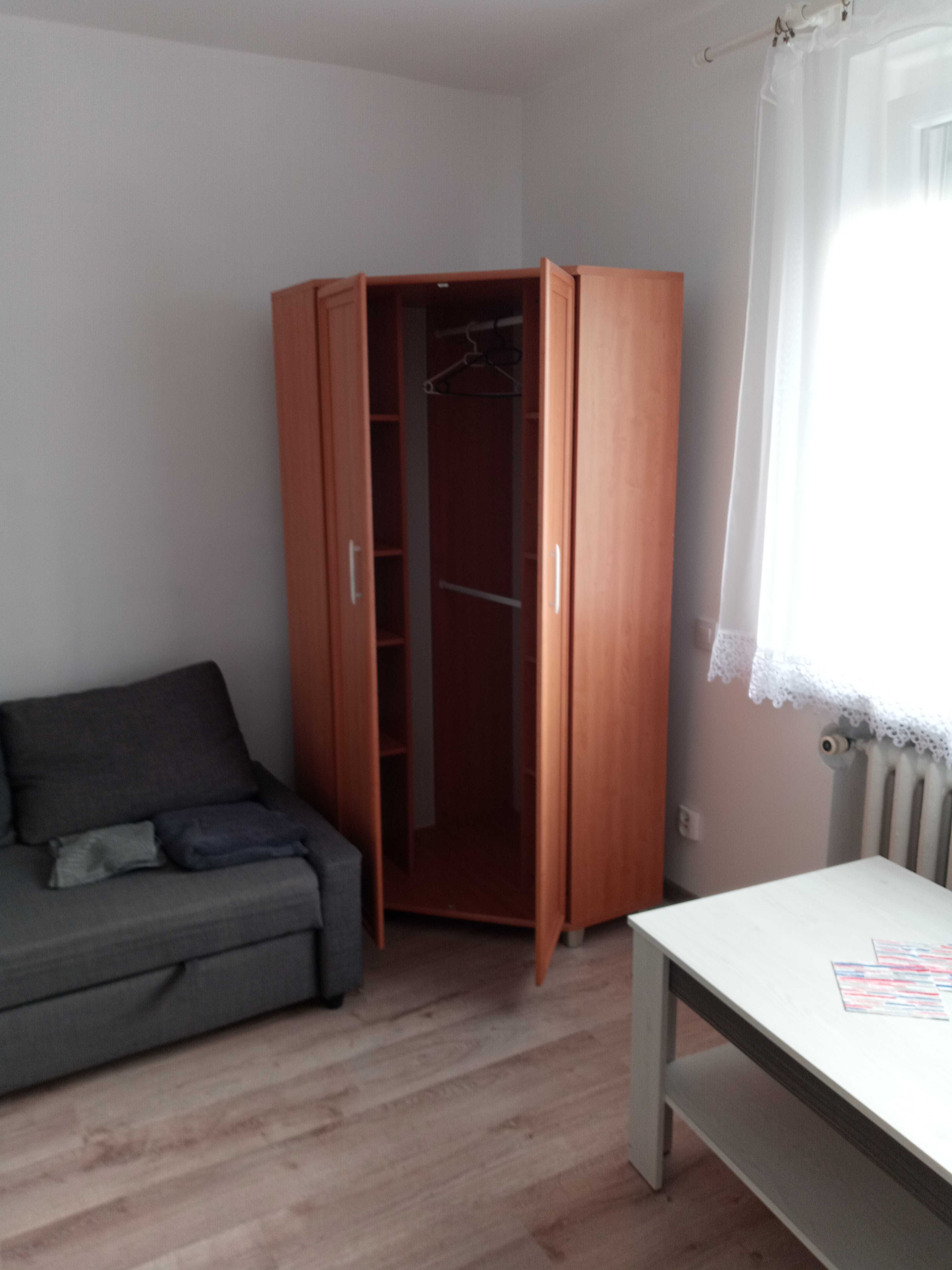 Kawalerka z aneksem kuchennym, atrakcyjne miejsce. OKAZJA