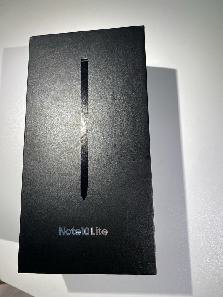 Samsung Galaxy Note 10 Lite – Stan dobry, komplet dodatków