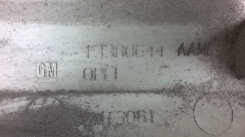 Tampão Jante de Ferro - 13380644- OPEL CORSA E (X15)