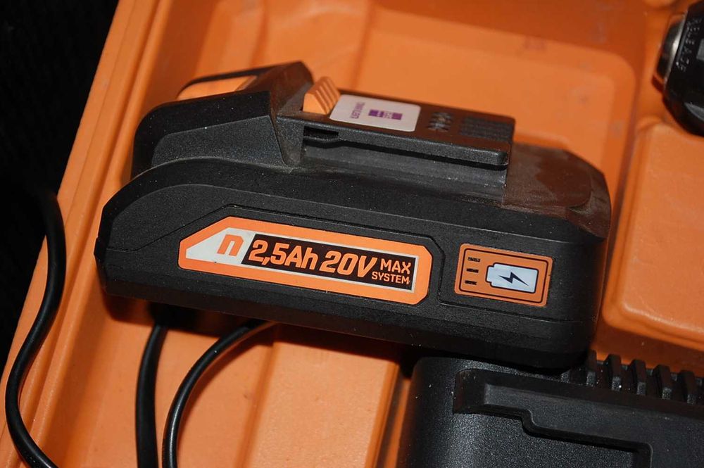 Wkrętarka NITEO POJM250236 Bateria 20V Ładowarka