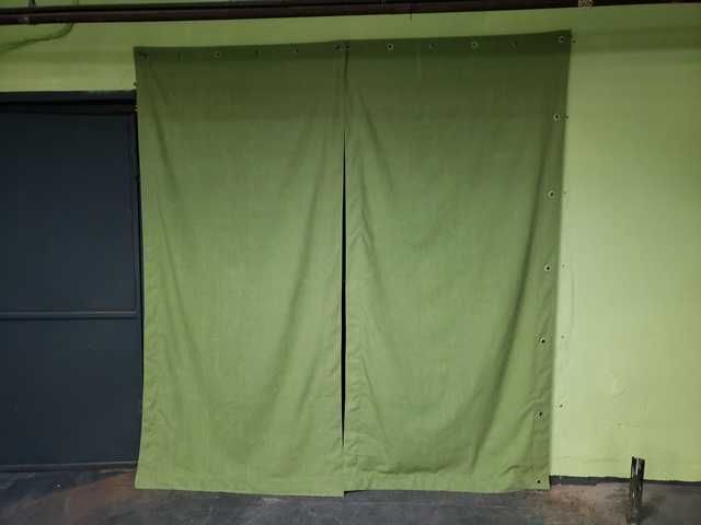 Огнеупорная штора для гаража/Вогнетревка /Вологостійка