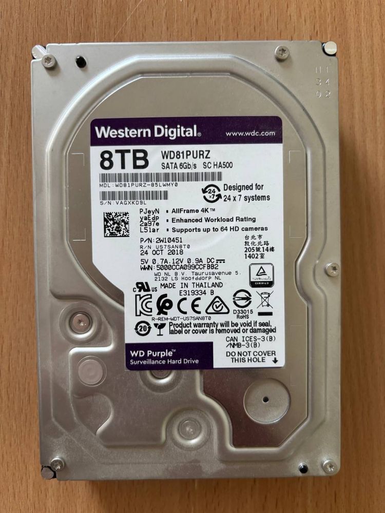 Жорсткий диск western digital 8TB WD81PURZ