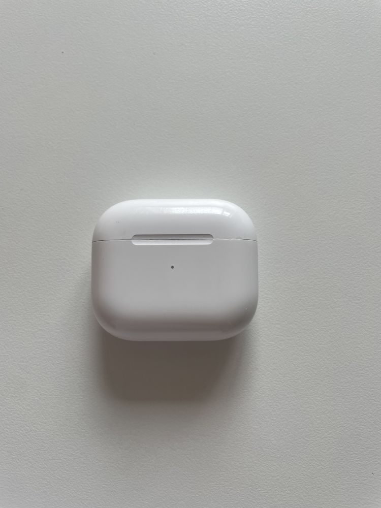 Appel Airpods 3 кейс + лівий навушник