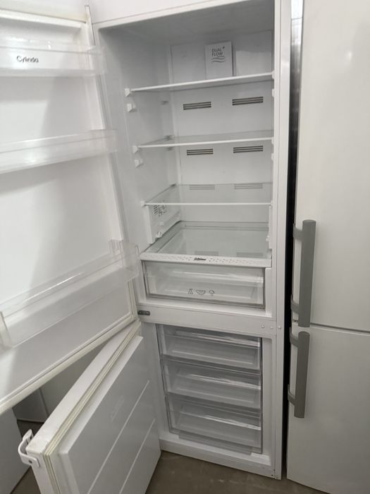 Продам холодильники Гурт і роздріб