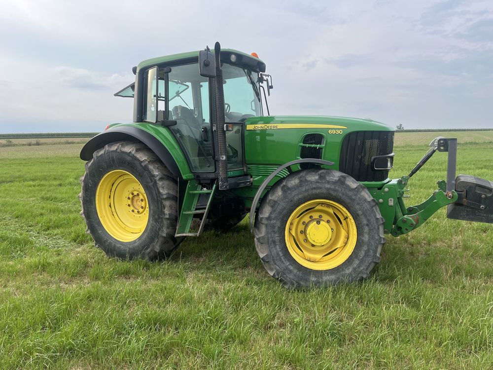 John Deere 6930 . Pneumatyka