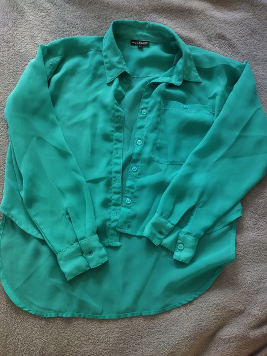 Koszula z dłuższym tyłem