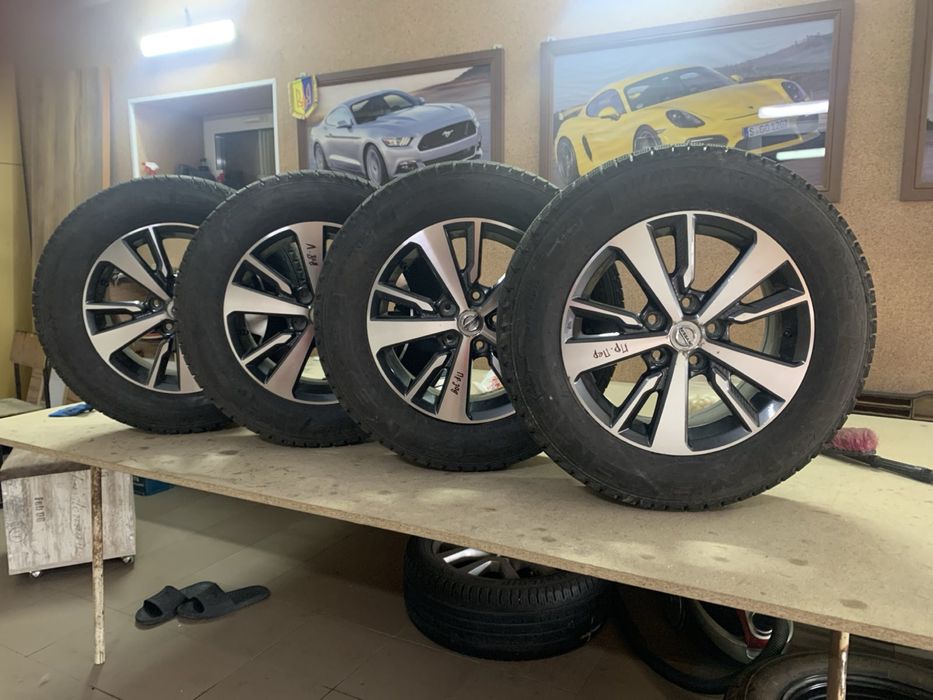 Диски з Зимовою Резиною r16 5x114.3  215/65/R16