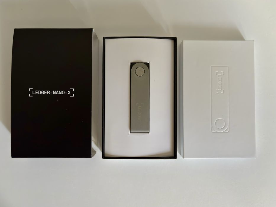 Крипто кошелек холодный кошелек Ledger Nano X