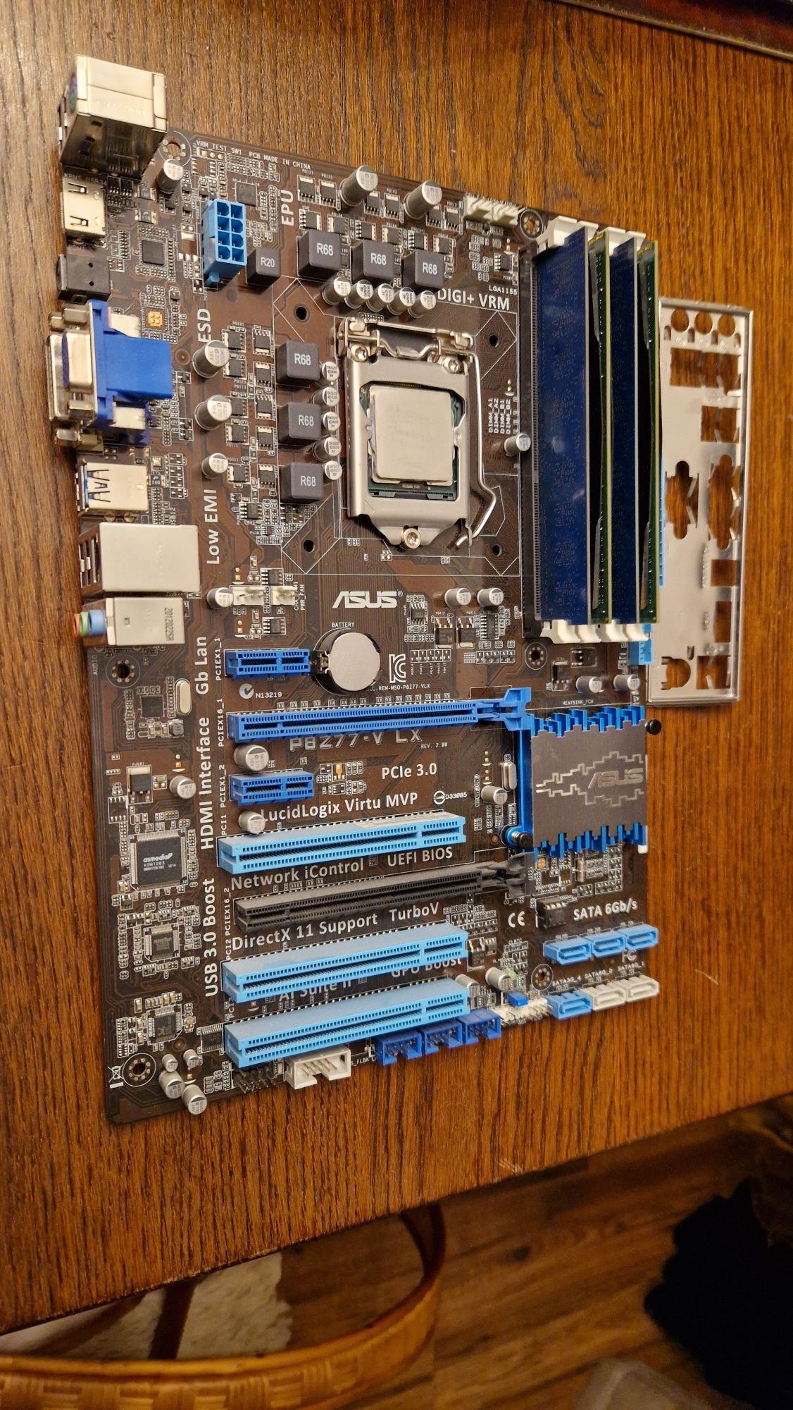 Płyta głowna Asus p8z77-v lx  i7 2600k 16gb ram