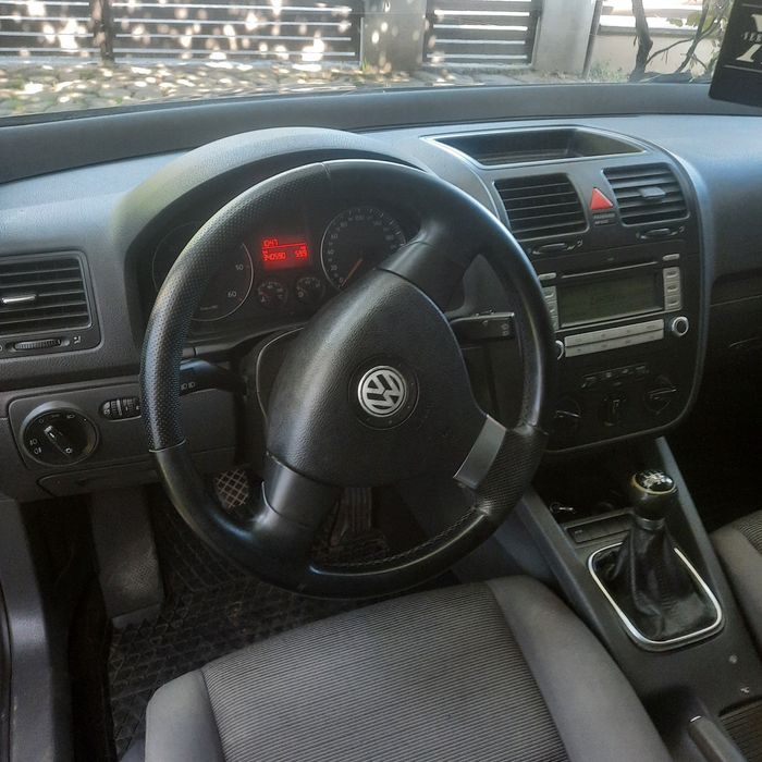 Продам Volkswagen Golf  V 1,9TDI
