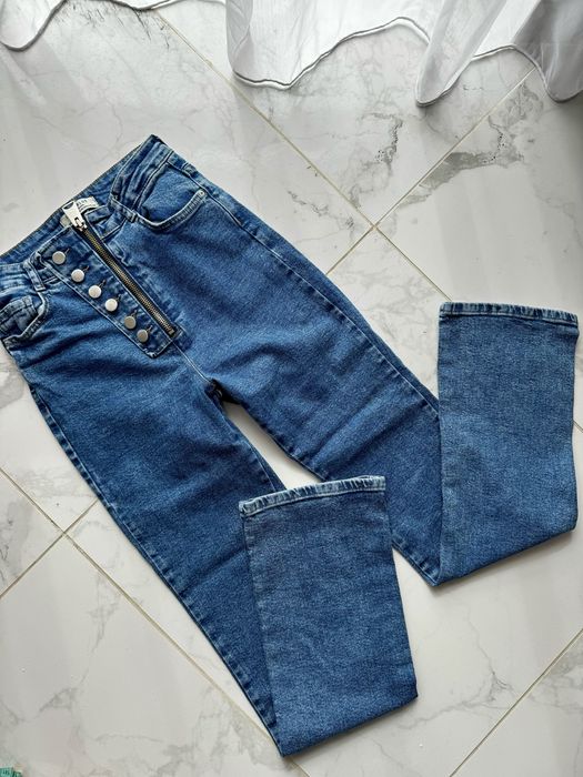 Джинси жіночі