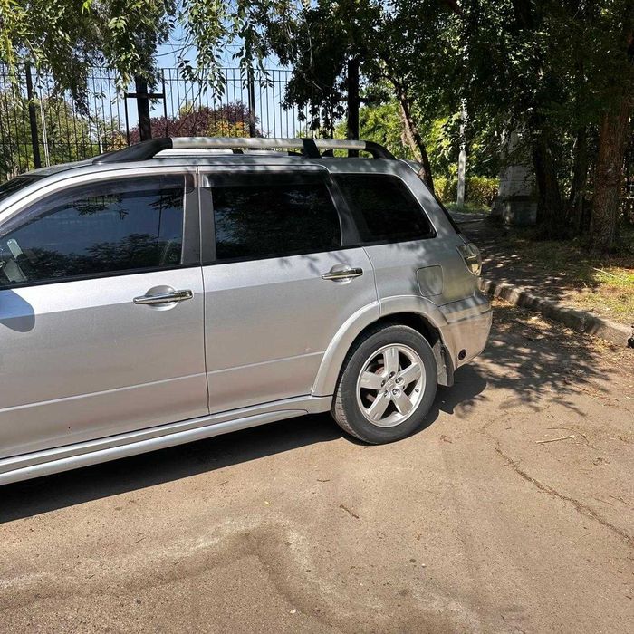 Mitsubishi Outlander 2008