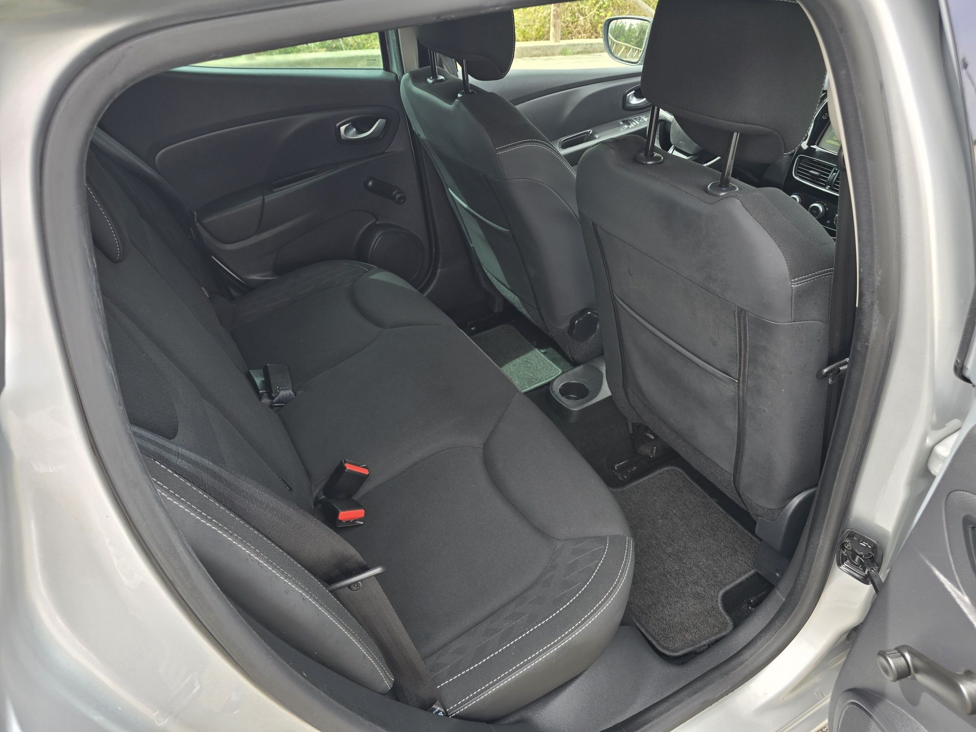 Renault Clio 1.5 DCI Limited 90cv Nacional 2019 1 Dono Como Novo
