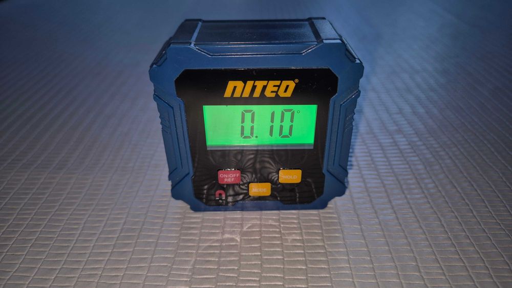 Przechyłomierz elektroniczny NITEO (Poziomica elektroniczna)