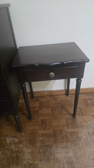 Mobilia completa quarto madeira Pau Preto com colchão (oportunidade)