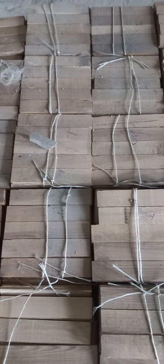 Продам паркет в доброму стані