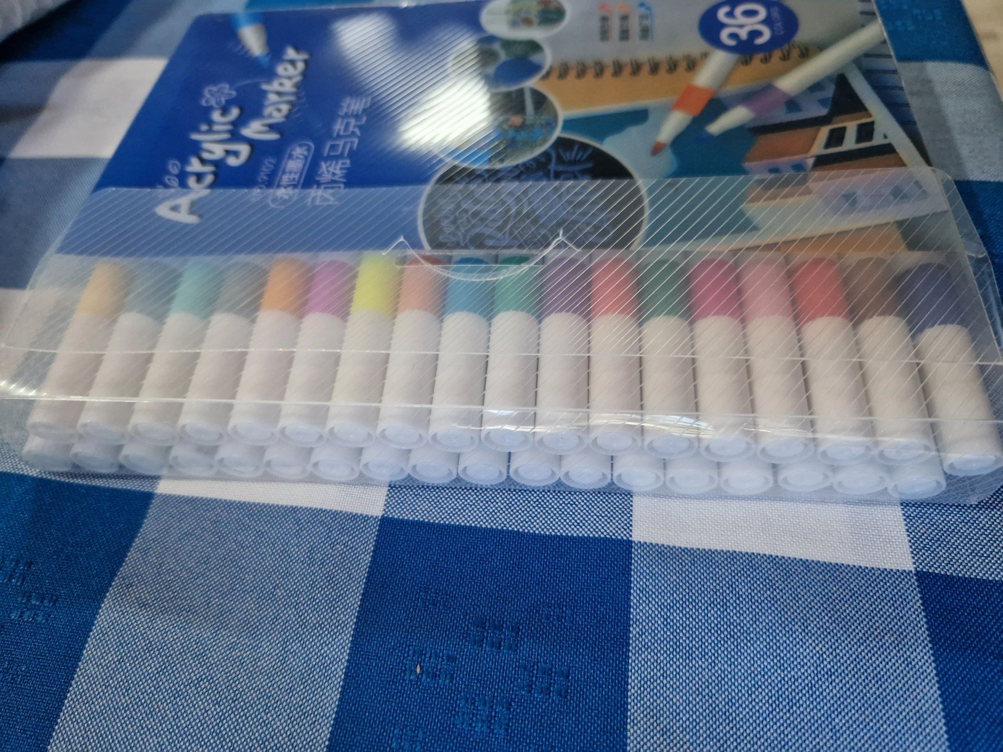 Canetas de pintura acrílica.  36 unid. Novos