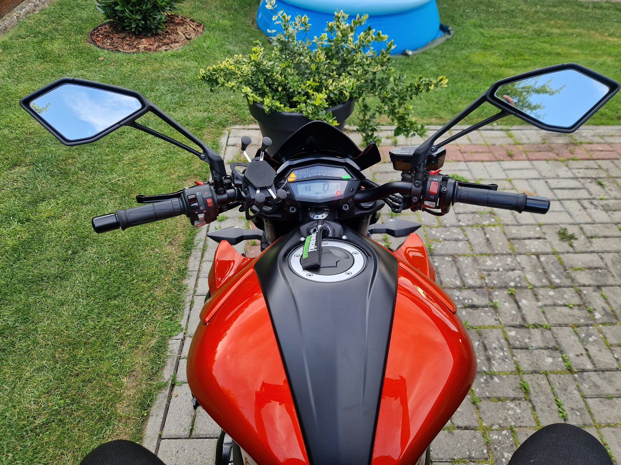 Kawasaki Z1000. Stan idealny. Przebieg 18tys.