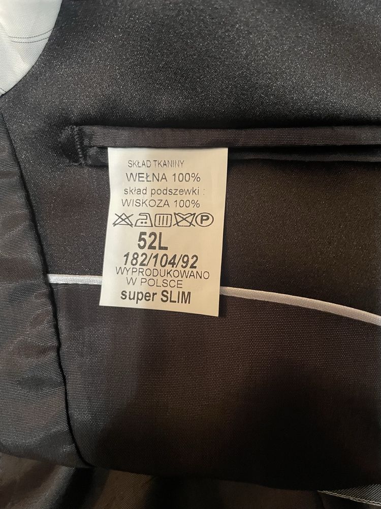 Smoking czarny Vizarro 52L (182 cm)