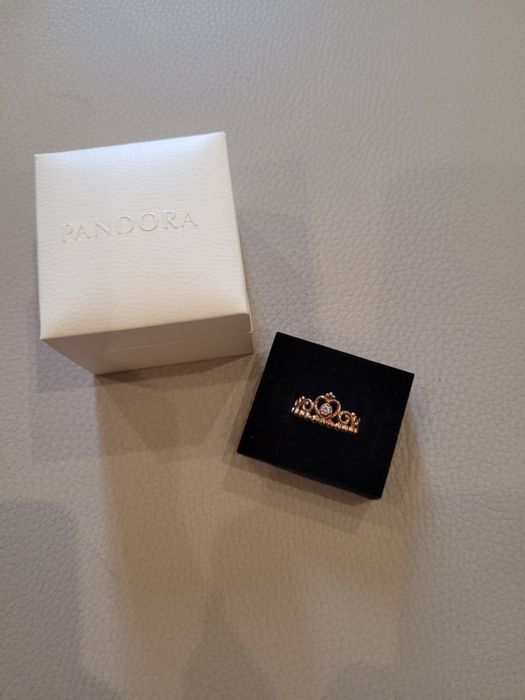 Anel Tiara Pandora