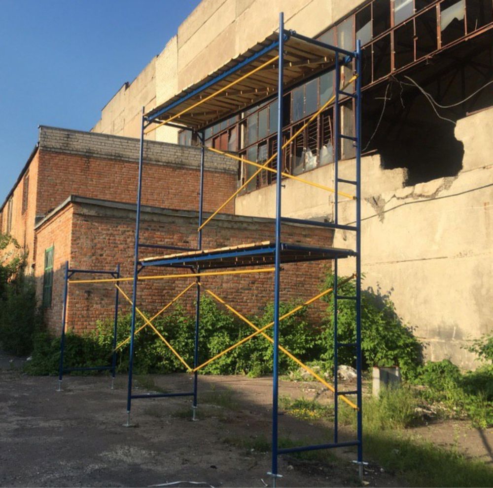 В наявності риштовка на колесах.Строительные леса Атлант.ЛЕСА
