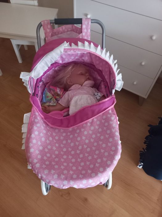 Carro de boneca menina