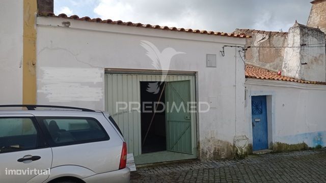 Casa de rés do chão, Figueira e Barros, Avis.